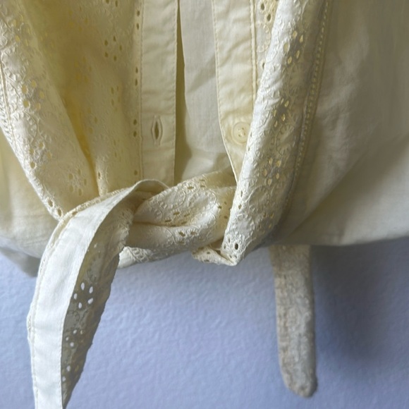 Dress Barn top light yellow eyelet front tie summer happy size Large - Picture 6 of 11